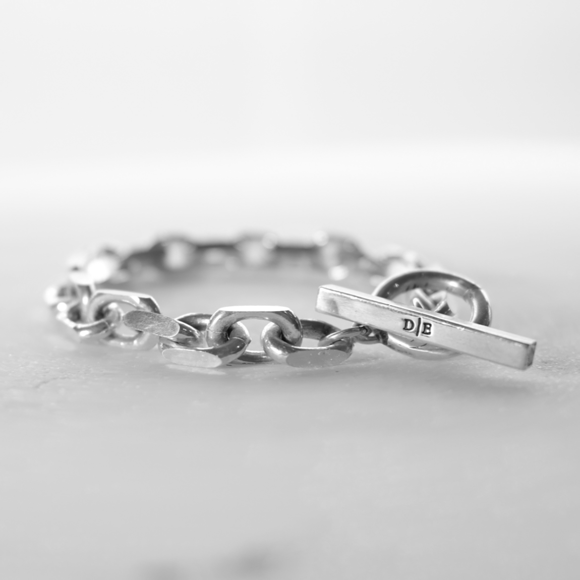 DE-B4 - Sterling silver bracelet
