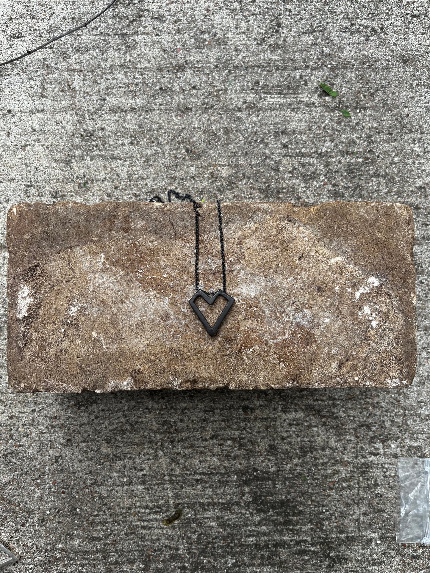 DE-P10 - Heart Necklace