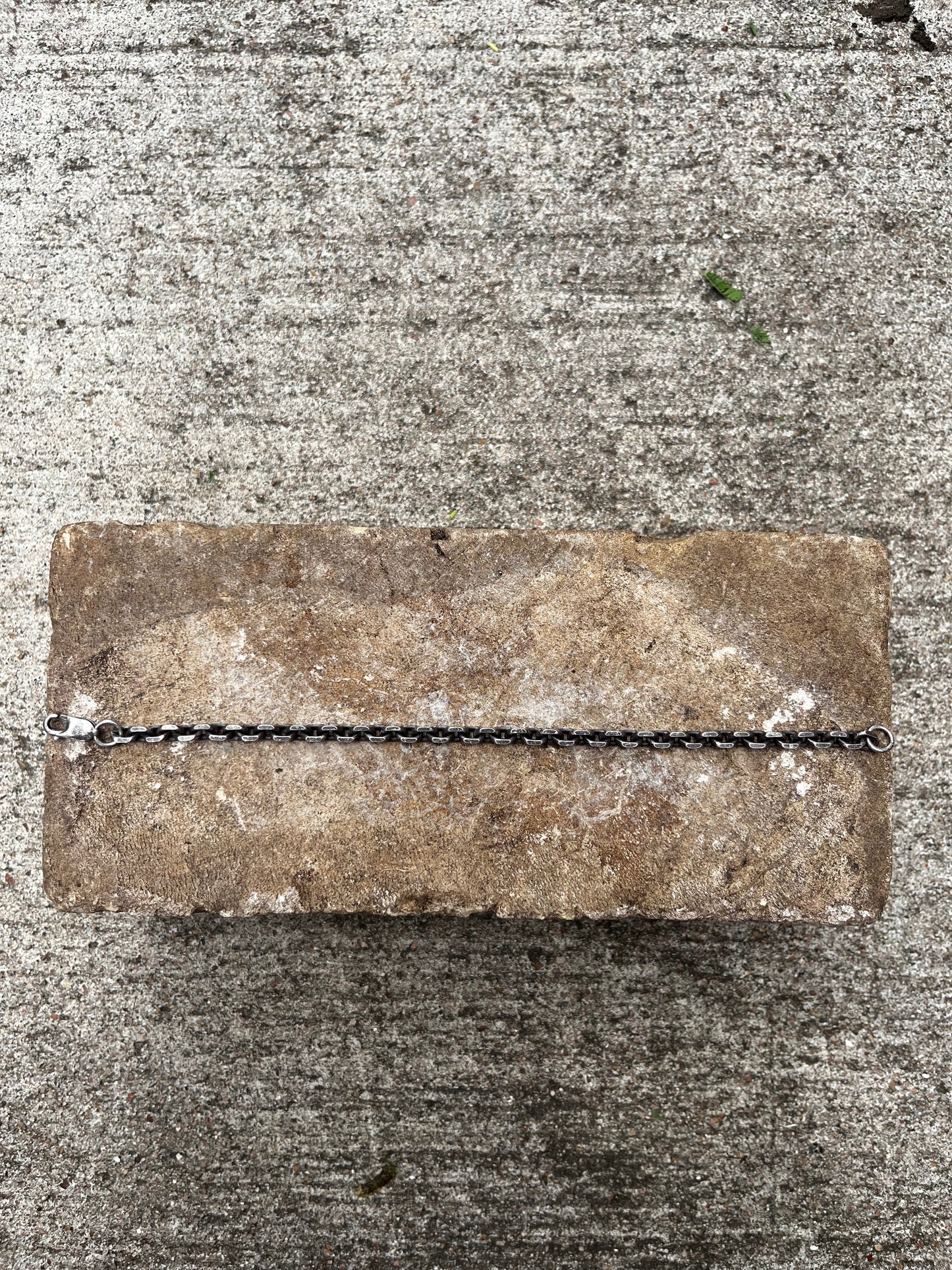DE-B8 - Oxidized sterling silver bracelet