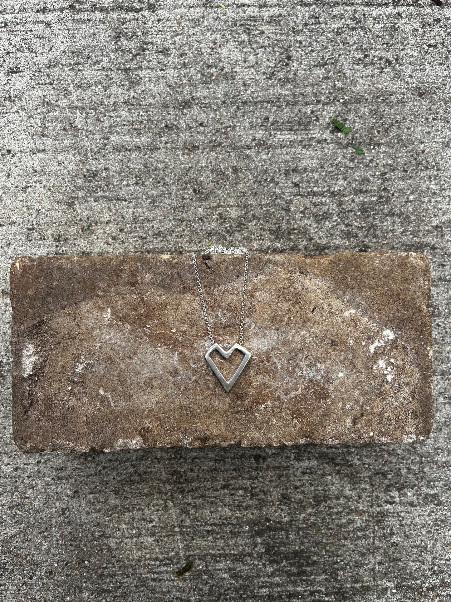 DE-P10 - Heart Necklace