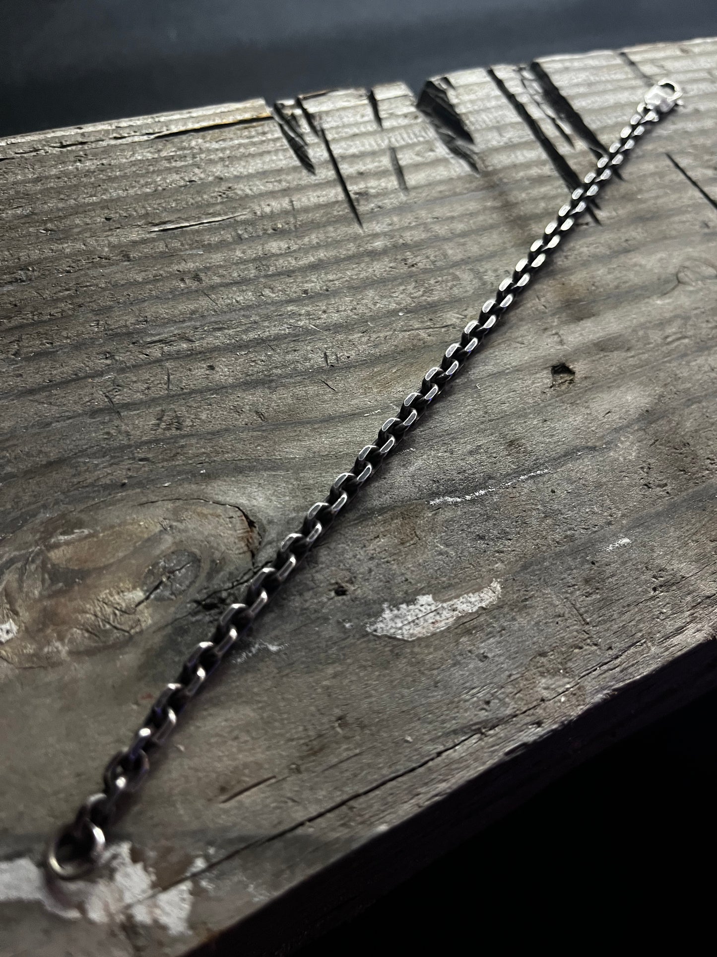 DE-B8 - Oxidized sterling silver bracelet
