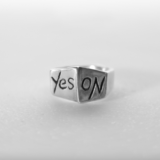 Yes No ring